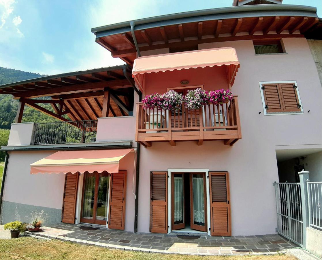 Casa Vacanze Cilla Apartment Comano Terme Ngoại thất bức ảnh